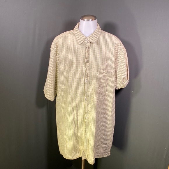 Intrinsic plaid button down. - Picture 1 of 4